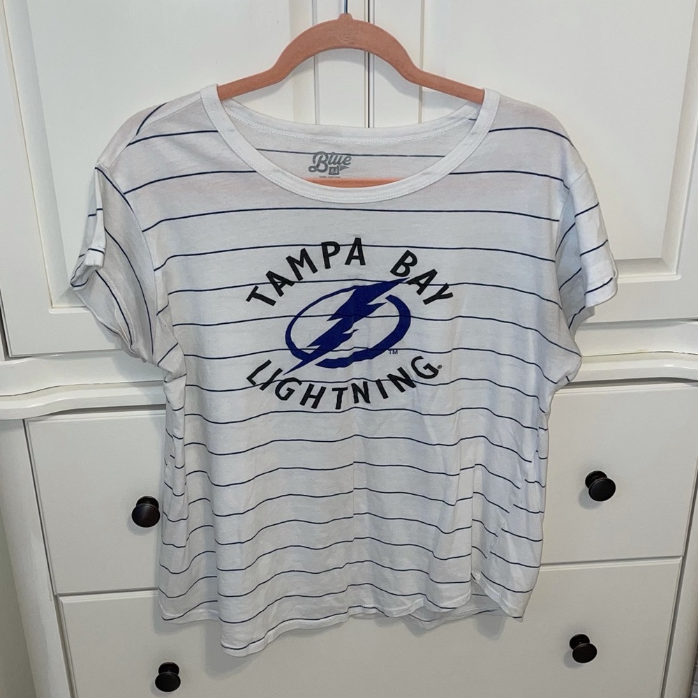 Tampa Bay Lightning white and blue striped tee shirt—Blue 84